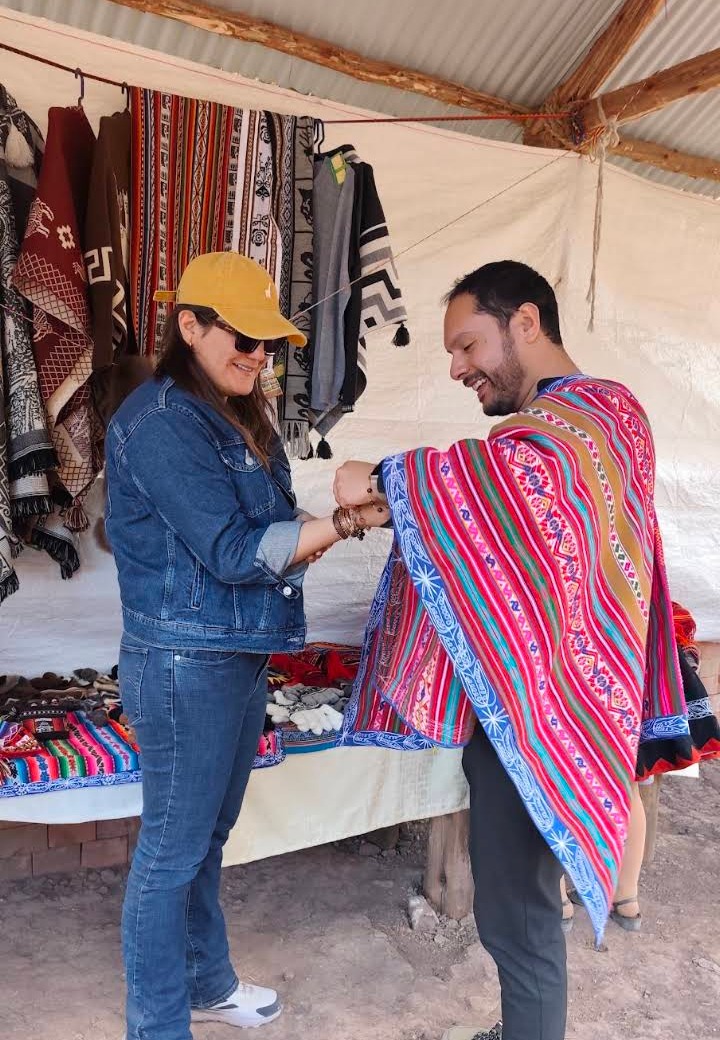 Demostración de tejido y artesanía textil andina